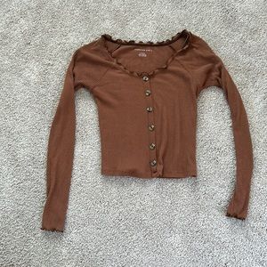 American Eagle tan long sleeve top